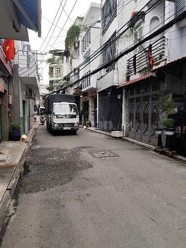 Hẻm xe tải 315m2 ngang 8.5m nhà cấp 4 Âu Cơ, phường 9, Tân Bình