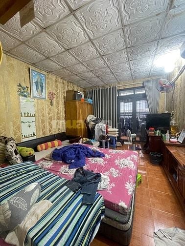 Gần Cầu Phú Xuân, Quận 7, DT 4x16m