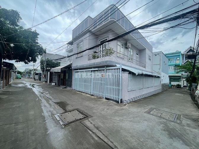 Gần Cầu Phú Xuân, Quận 7, DT 4x16m