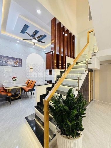 NHÀ CHO THUÊ 16TR/THÁNG, GIÁ 3,380 TỶ/53M2 PHẠM VĂN HAI NGAY CHỢ, SHR