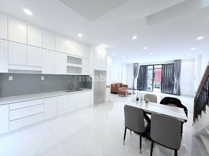 Giảm 300tr bán  nhanh nhà lý thường kiệt f8 Tân Bình 6x11 giá 8 ty500