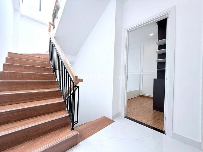 Giảm 300tr bán  nhanh nhà lý thường kiệt f8 Tân Bình 6x11 giá 8 ty500