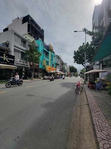 Bán biệt thư hẻm 781 đường Lê Hồng Phong, Q10 DT: 14.5mx20m hầm 3 tầng