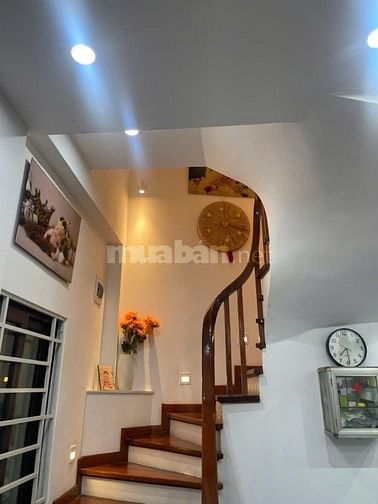 Chỉ 6,75 tỷ nhà Phú Đô 35m2*5 tầng, 10m đường ô tô, gần chợ, sổ vuông,