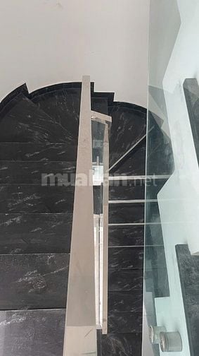 MẶT BẰNG CHO THUÊ NGAY TRẠM METRO QUẬN 3