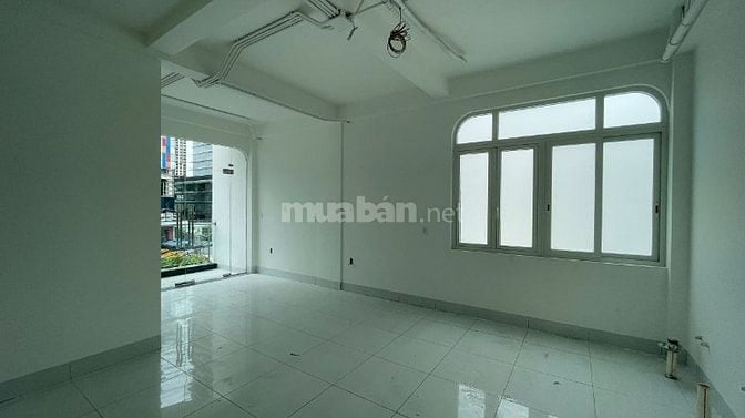 MẶT BẰNG CHO THUÊ NGAY TRẠM METRO QUẬN 3