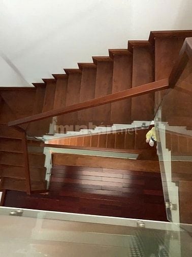 🔑 Bán nhà lô góc 3 mặt kiệt ô tô, nội thất cao cấp –  TT Hải Châu
