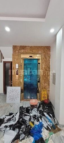 BÁN NHÀ MỚI ĐẸP PHỐ ĐỘI NHÂN DT 41M X 7 TẦNG THANG MÁY Ô TÔ  19.6 TỶ