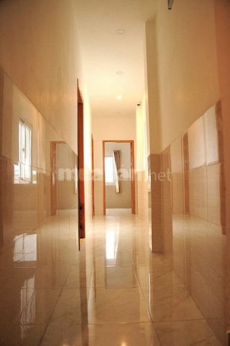 Bán khách sạn tự vận hành tại Nguyễn Xí, phường Thanh Đa, 107m2