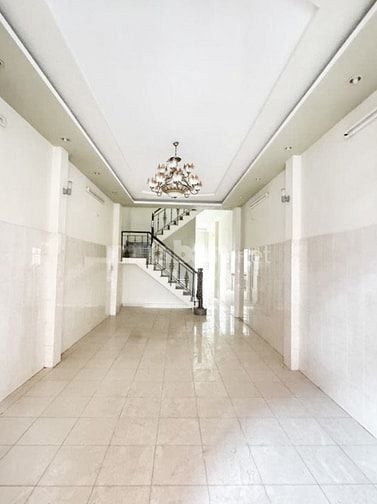 Nhà nằm trong nội khu Tên Lửa 80m2 4 tầng ở ngay chỉ 10 tỷ nhỉn