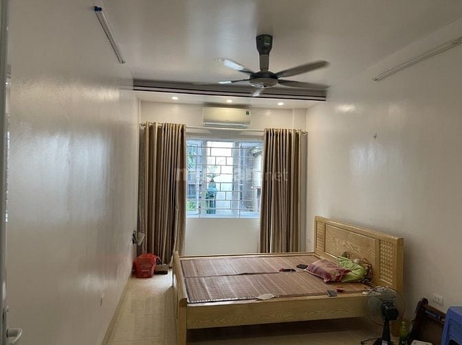 Nhà riêng ngõ phố đại la gần trần đại nghĩa dt33m2x5,5t giá 13tr 