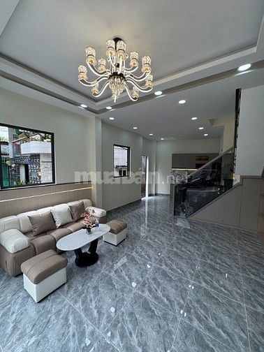 Nhà 3 Tầng Ngay Bà Hom mới toanh - Vào ở ngay - HXH 6m - Giá 5.75 Tỷ