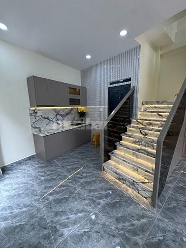 Nhà 3 Tầng Ngay Bà Hom mới toanh - Vào ở ngay - HXH 6m - Giá 5.75 Tỷ