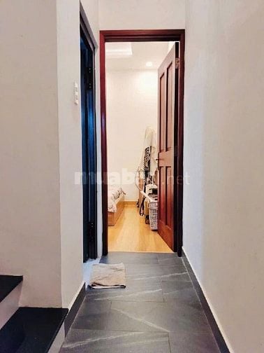 Bán gấp! Đường Nguyễn Thượng Hiền, Phường 5, Bình Thạnh-Giá 2 tỷ 990