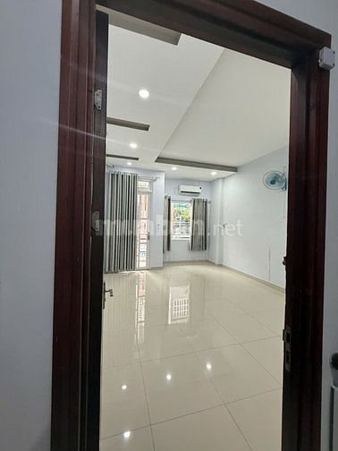 Cho thuê nhà nguyên căn 2 tầng gần chung cư Khang Gia-Gò Vấp