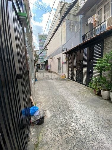 Cho thuê nhà nguyên căn 2 tầng gần chung cư Khang Gia-Gò Vấp