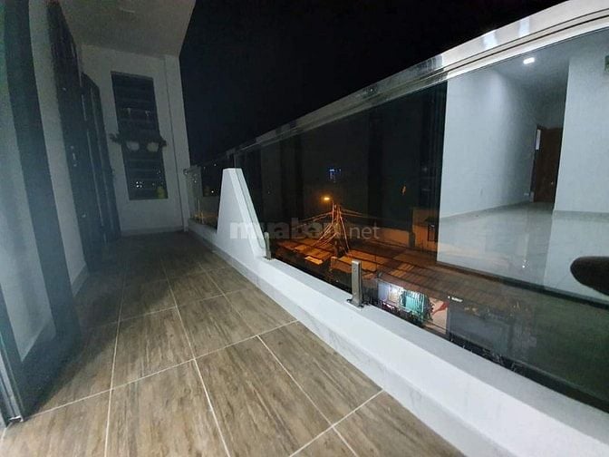 Bán nhà mặt đường số 6 Bình Trưng Đông Quận 2 cũ gần chợ (163m2) 23 tỷ