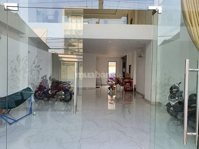 Bán nhà mặt đường số 6 Bình Trưng Đông Quận 2 cũ gần chợ (163m2) 23 tỷ
