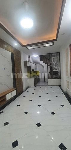 CHÍNH CHỦ CẦN BÁN GẤP NHÀ GIÁP KHU ĐT CIPUTRA - DT 33m2x6T - NHỈNH TỶ