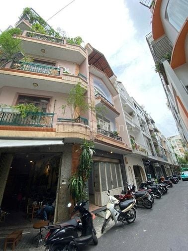 Biệt thự mặt tiền Hiếm 26 Hoa Huệ ngang 5m dài 8m 4 tầng nhỉnh 16 tỷ