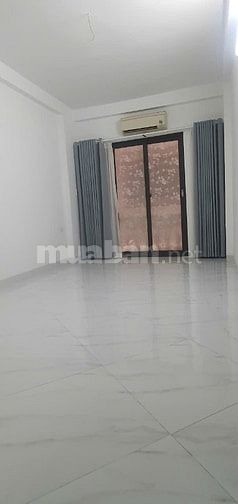 CHÍNH CHỦ CẦN BÁN GẤP NHÀ GIÁP KHU ĐT CIPUTRA - DT 33m2x6T - NHỈNH TỶ