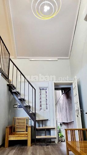 CHO THUÊ TẦNG 2, MẶT TIỀN PHỐ PHÙNG HƯNG,  DT 35 M2, TIỆN KINH DOANH,Ở