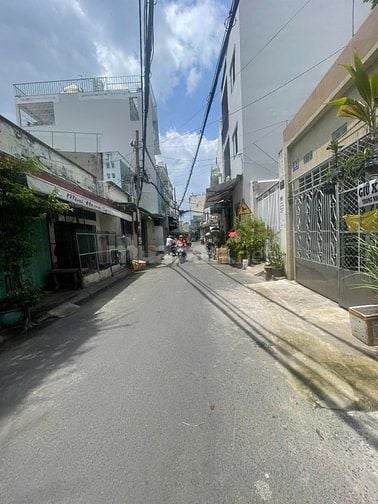 347M2 - NGANG 12 - DÃY TRỌ 72 PHÒNG - 3 TẦNG - DOANH THU KHỦNG