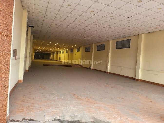 Cần bán nhà MTKD đường Quốc Lộ 1A, Thị trấn Bến Lức.