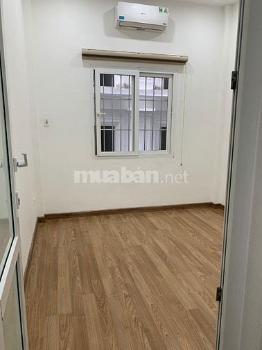 Chính chủ cần bán nhà phố Vương Thừa Vũ, Hà Nội, 50 m2x 4 tầng