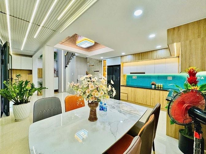 Cần tiền bán gấp Nhà 4 Lầu tuyệt đẹp Cao cấp Đường Số 51, P14, Q.Gò Vấ