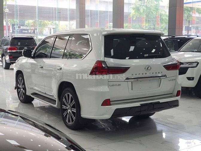 Bán Lexus LX570 Super Sport Trung Đông, sản xuât 2016.