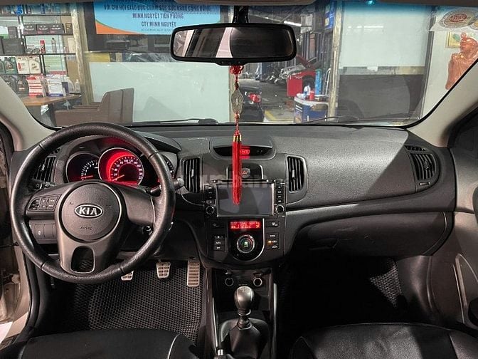 Bán xe Kia Forte EX 5 chỗ, không va chạm, cấn đụng, zin toàn bộ