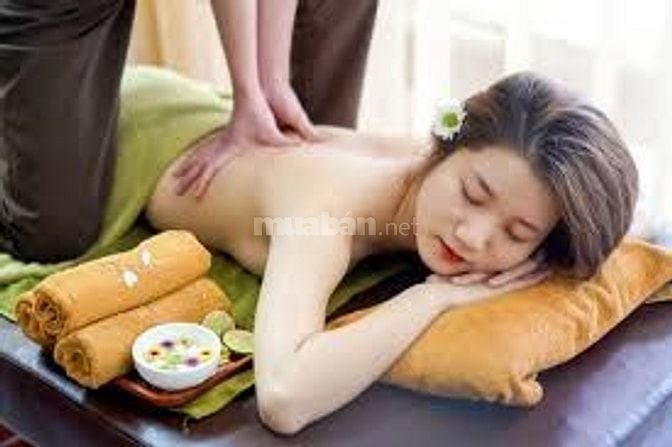 Nam massage nữ tại nhà hoặc khách sạn 