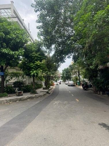 Cần bán biệt thự khu an phú an khánh ( Q2 củ)
