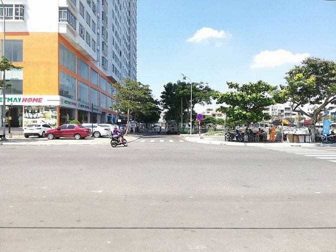 Bán mặt bằng kinh doanh-văn phòng-dịch vụ 1660m2 trung tâm TP Đà Nẵng