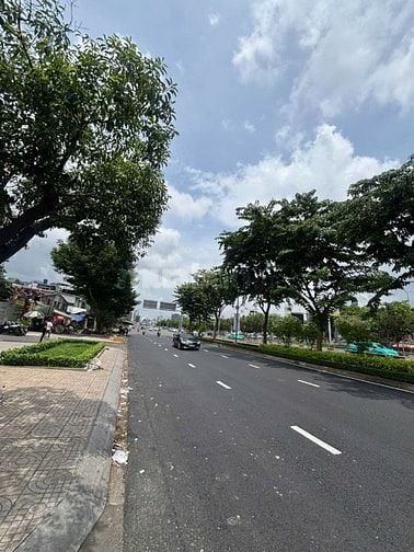 BÁN NHÀ TRUNG TÂM TP.HCM – NGAY CẦU THỊ NGHÈ, SÁT QUẬN 1- Giá 5,3 tỷ  