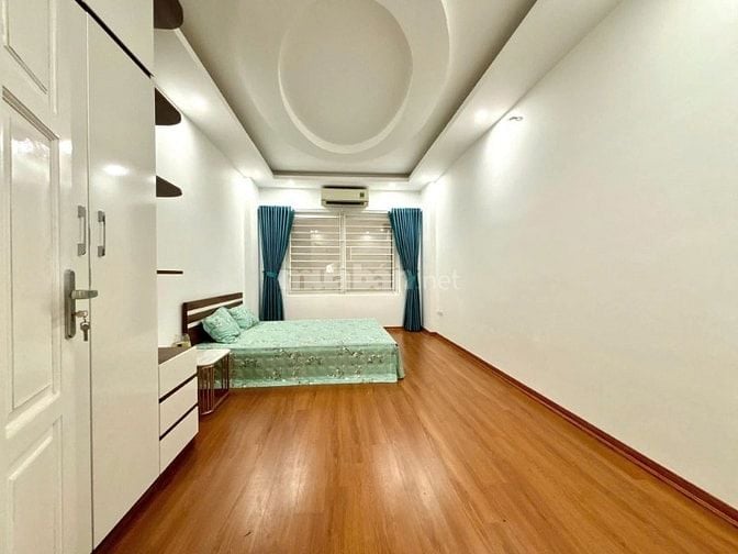 Chỉ 7 Tỷ Nhà 30m x 5 Tầng, Mới Đẹp TT Cầu Giấy Full Nội Thất Xịn Xò