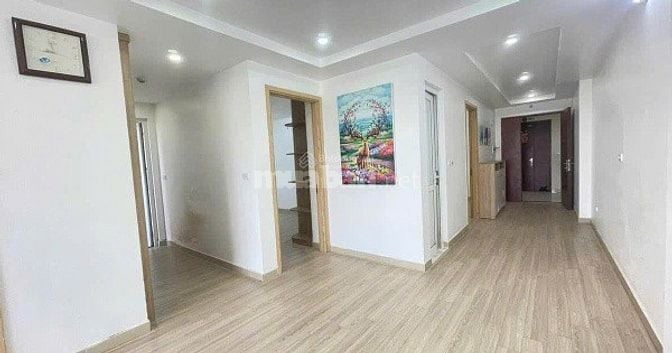 Em cần bán căn 78m 3 ngủ, 2 vệ sinh chung cư MIPEC KIẾN HƯNG: 