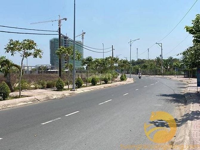 Ngộp Bank Cần Sang Nhượng Lại Lô Đất MT Tỉnh Lộ 2-200m2 Full Thổ- SHR