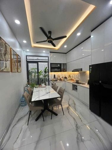 Bán gấp nhà 4lau,60m,4PN,Nơ Trang Long,Bình Thạnh,full nội thất,hơn 8t