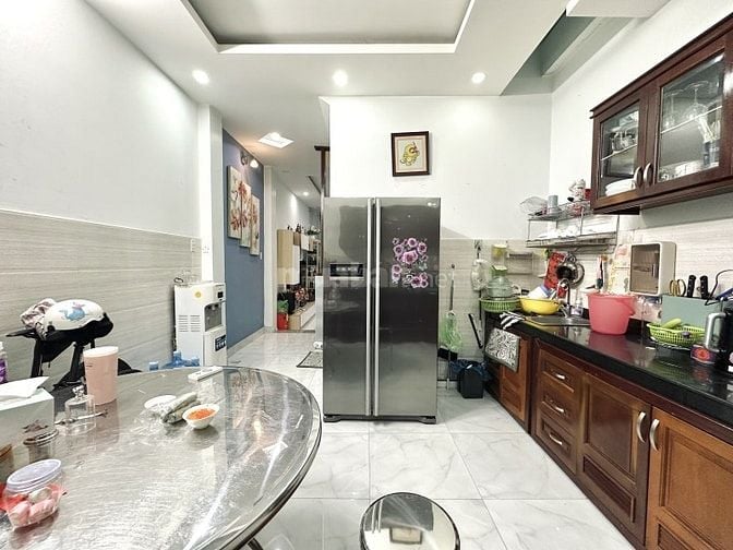 Bán nhà HXH Phan Xích Long 3 tầng sân thượng 4PN chỉ 10m ra mặt tiền
