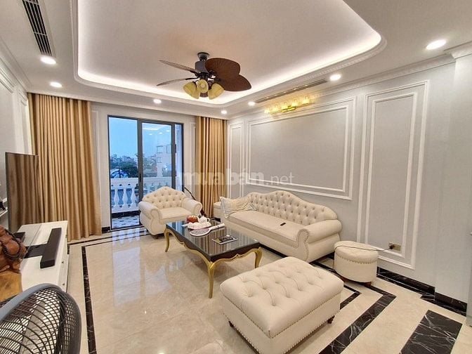 Bán nhà Kim Mã 6 tầng thang máy, 70m2, ô tô ra vào, khu phân lô