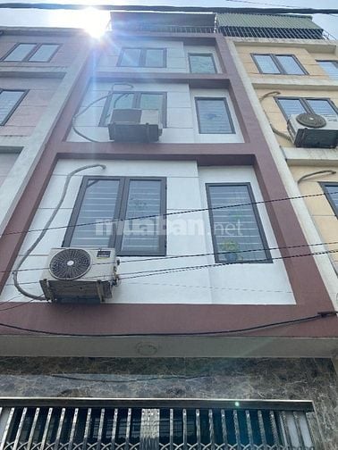 BÁN NHÀ 4T/39M, ĐƯỜNG Ô TÔ THÔNG, GIÁ 5 TỶ, TRUNG TÂM TỔ 15 YÊN NGHĨA.