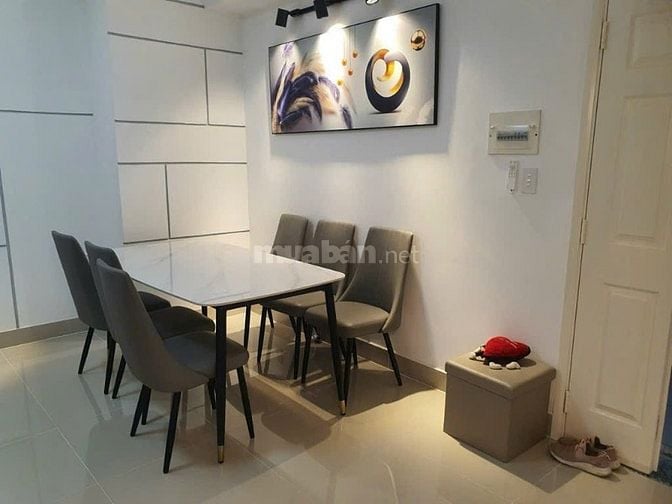 Chính chủ bán gấp CC 1050,2PN,62m,Full nội thất,13tr/tháng,ở ngay,2ty