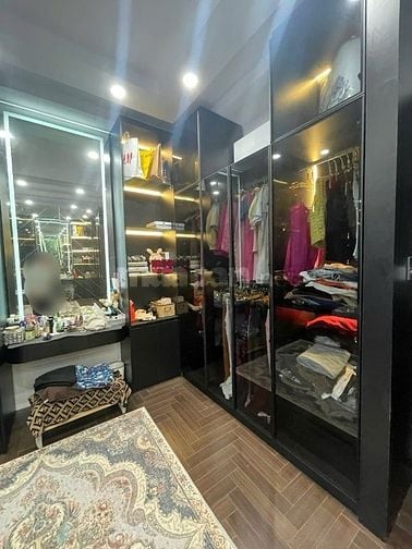 Nhà MT Cư Xá Độc Lập 4x15m, 3 lầu ST nhà mới đẹp vị trí kinh doanh