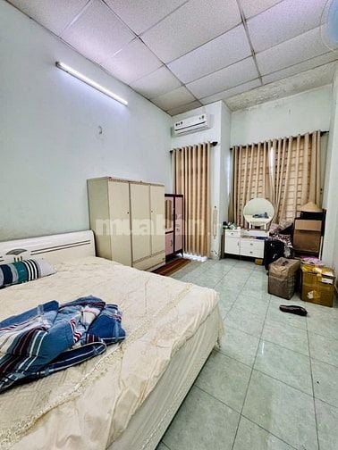 Bán gấp nhà 3,6×28m 3 lầu mặt tiền đường Nguyễn Văn Nghi Quận Gò Vấp 