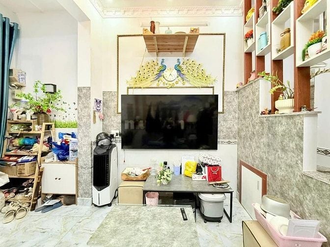 TL thu hồi vốn nhà 1T2L đường Lưu Hữu Phước,Q8-dt 58m2- 726TR-SHR
