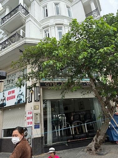 Cho thuê nhà góc 2 mặt tiền khu Cityland Gò Vấp, 5x20m, DTSD 500m2