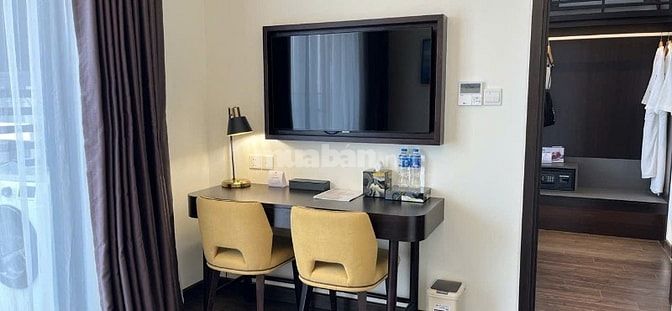 Căn hộ 5⭐ ngay trung tâm Bãi Cháy – nhìn thẳng ra vịnh Hạ Long!