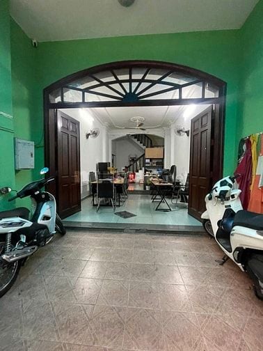 Cho thuê nhà mặt tiền Trần Minh Quyền P.10, Q.10 giá 15tr